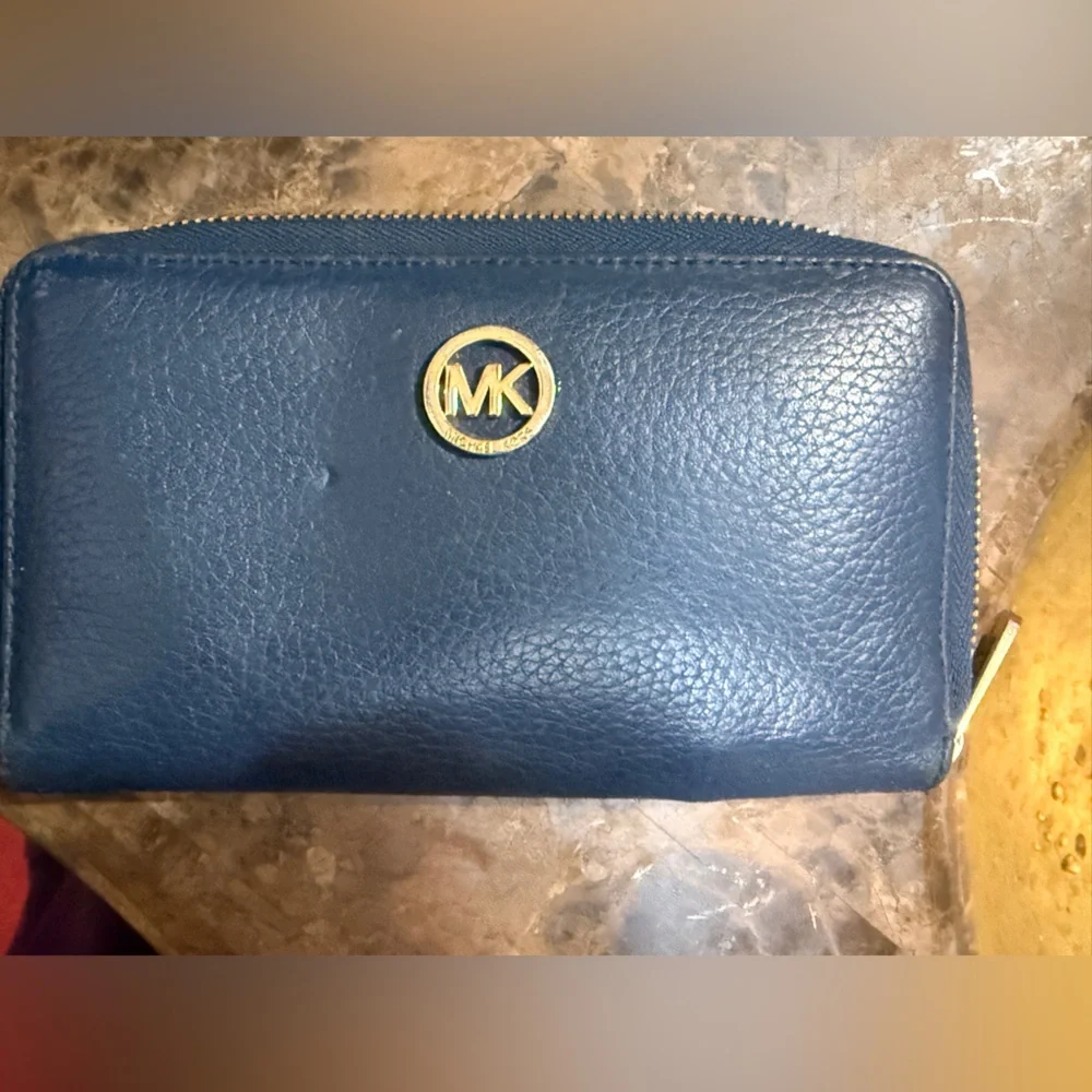 Michael Kors Dark Blue Pebbled Leather Zip Wallet with Gold MK Emblem